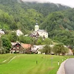 & Stare בית הארחה בוהין