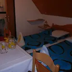 בית הארחה & Stare